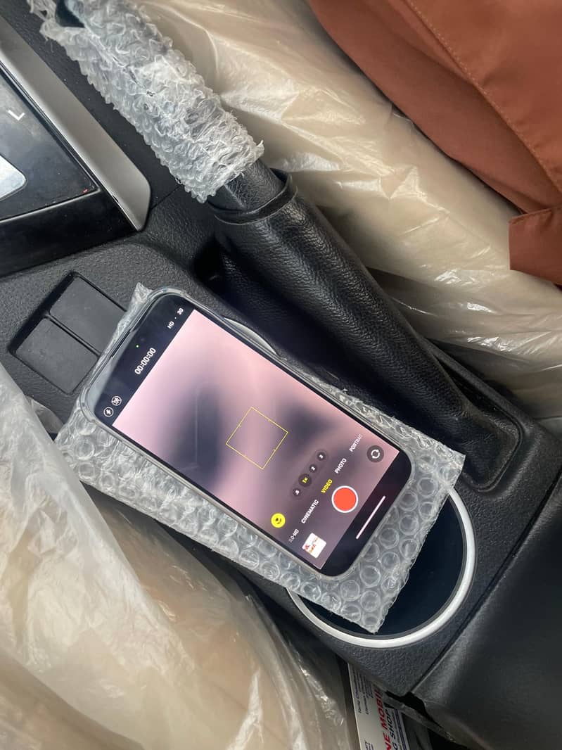 Apple iPhone 15 Pro 2