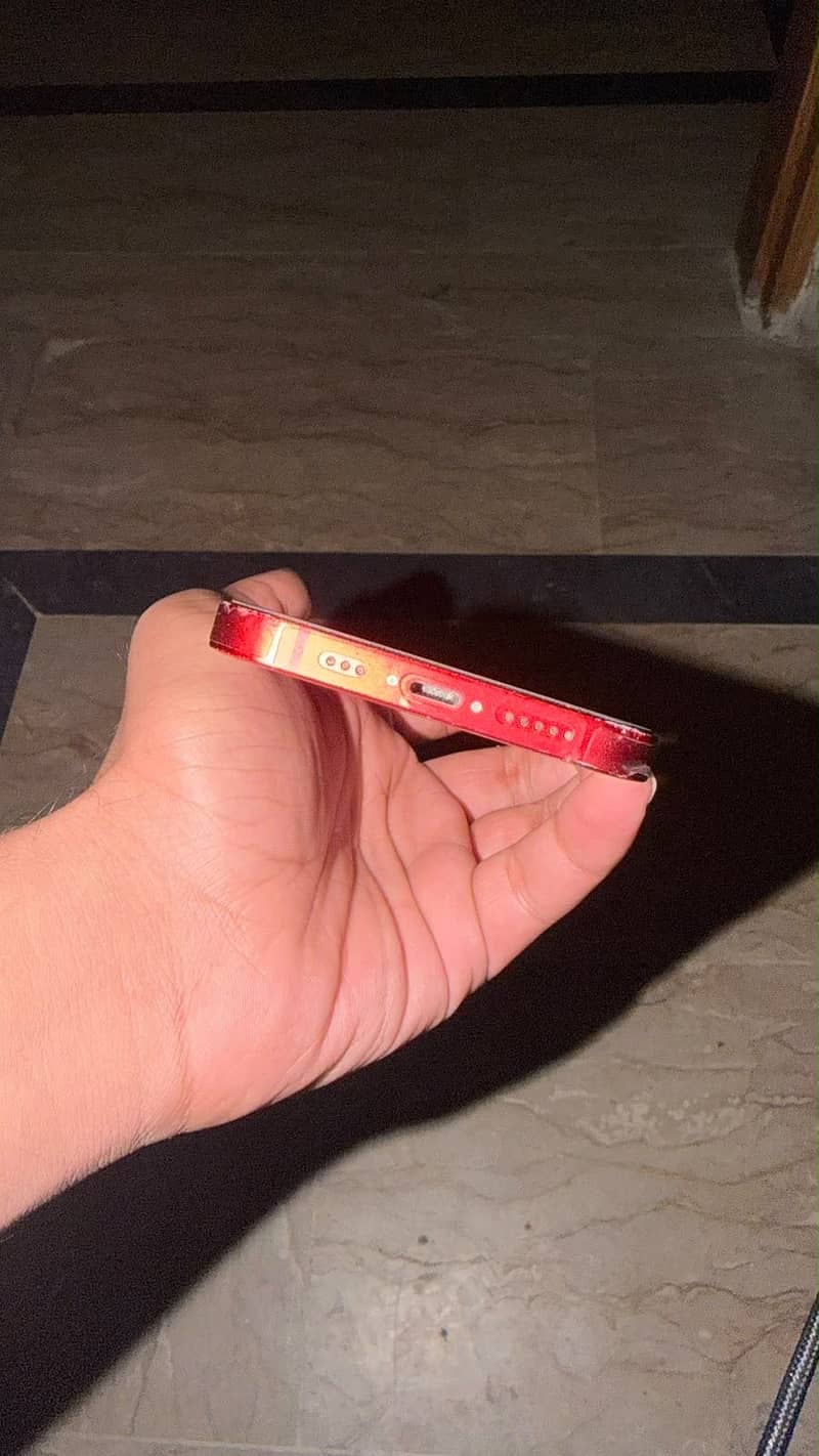 Apple iPhone 13 4