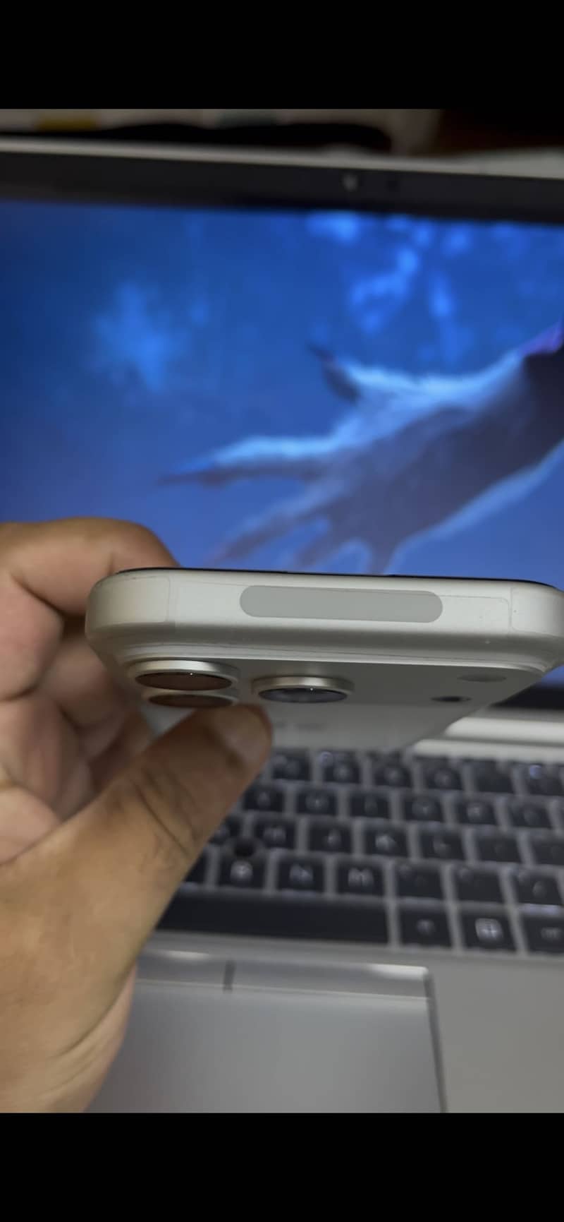 Apple iPhone 17 Pro Max 2