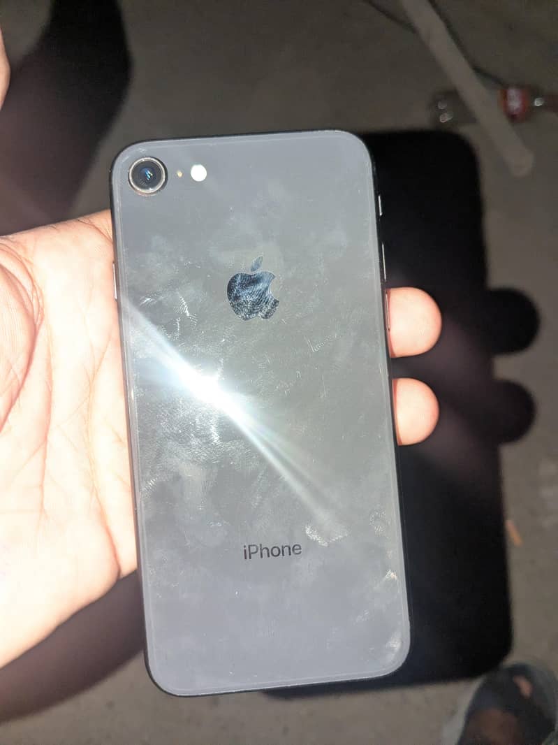 Apple iPhone 8 0