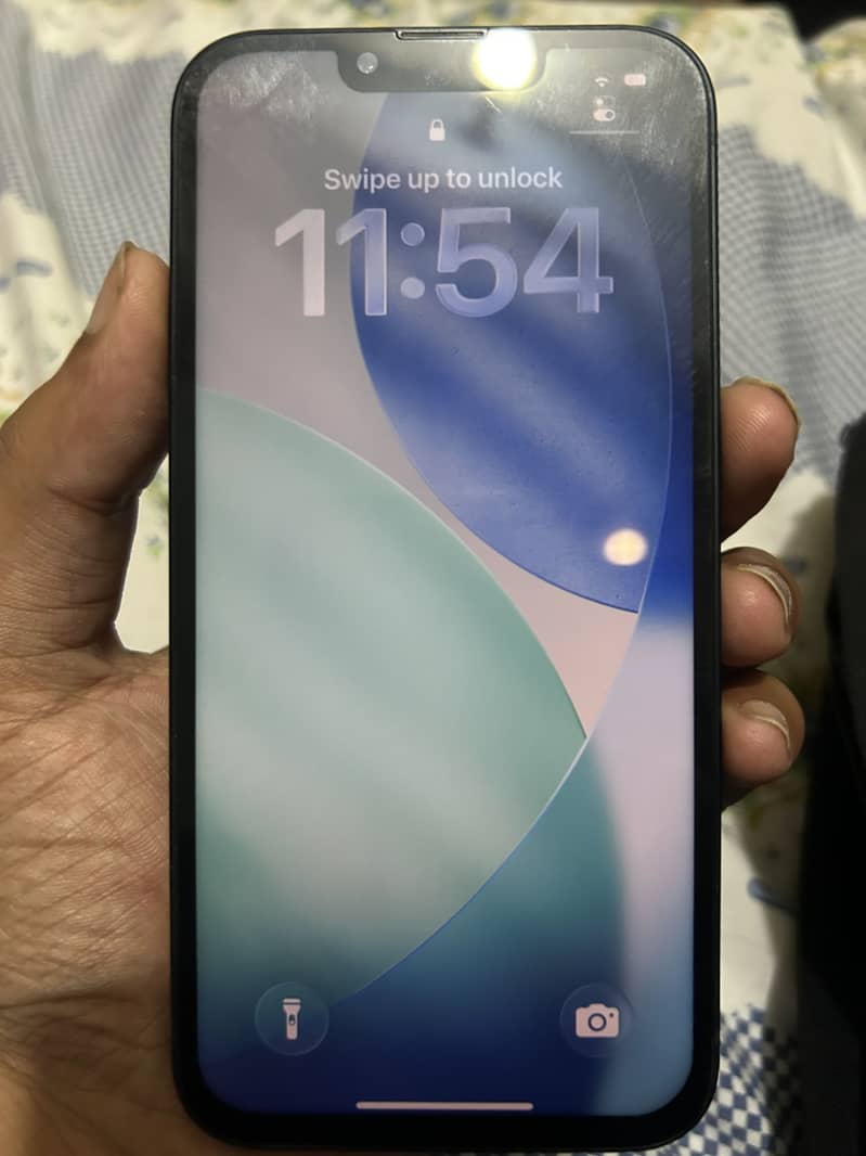 Apple iPhone 13 5