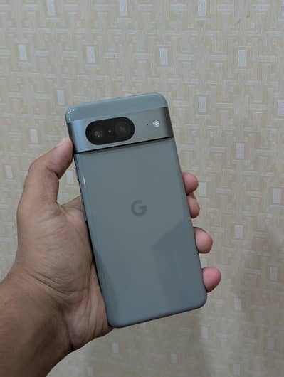 Google Pixel 8