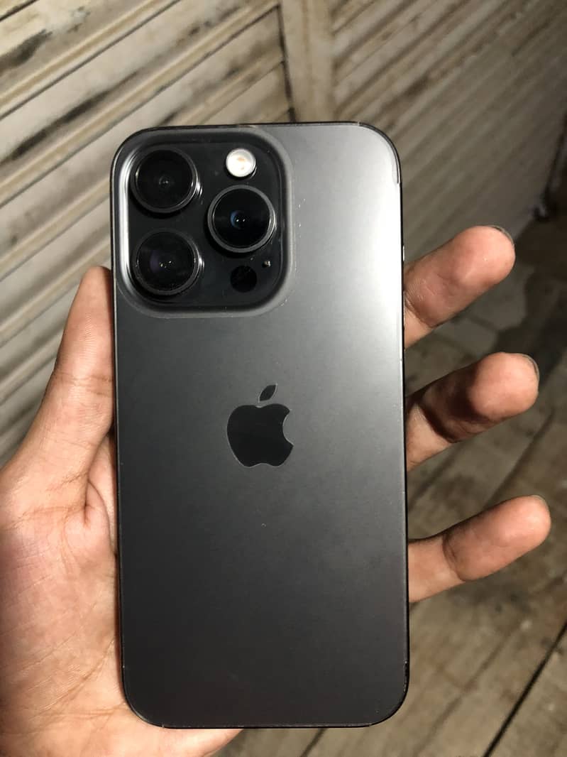 iPhone 15 pro 1