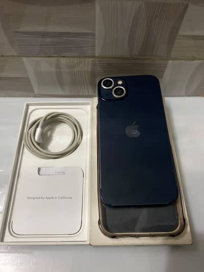 Apple iPhone 13