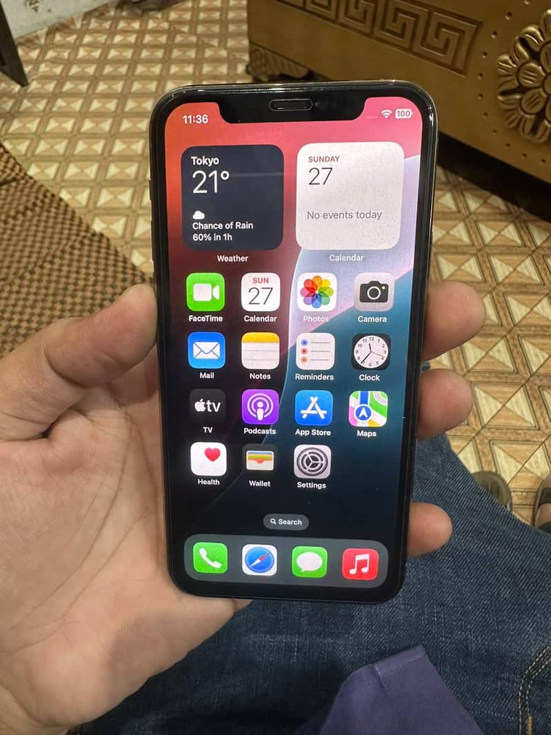 Apple iPhone 11 Pro 1