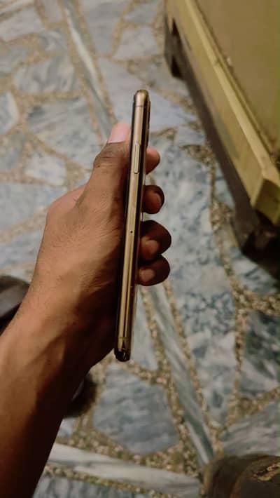 iPhone 11 Pro Max 64gb pta approve dual sim