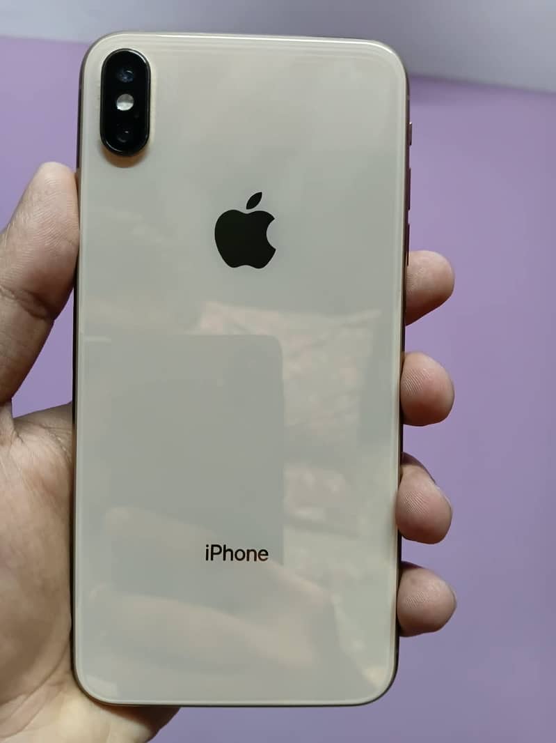 Apple iPhone XS Max 6