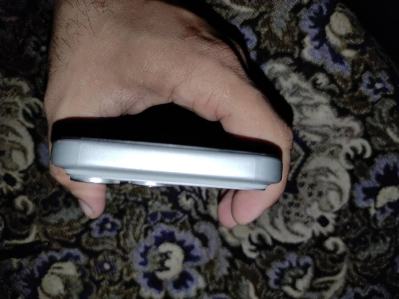 Apple iPhone 17 Pro Max 5