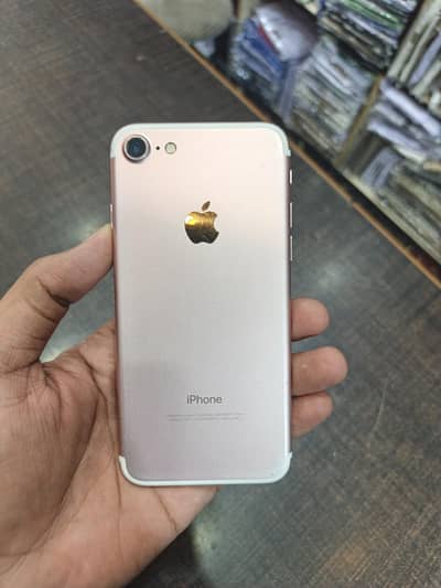 Apple iPhone 7