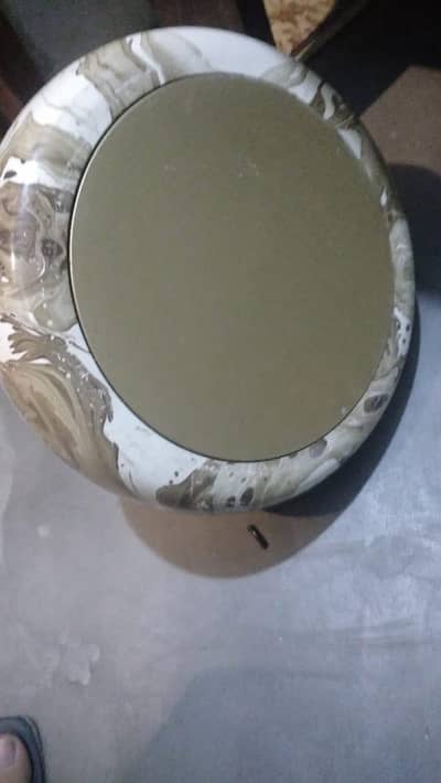 selling fan