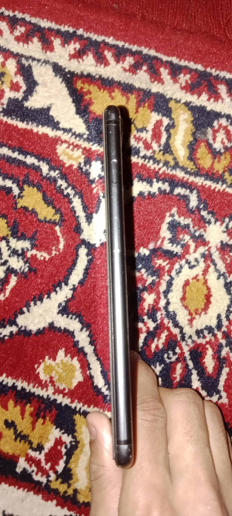 Apple iPhone 8 Plus 1