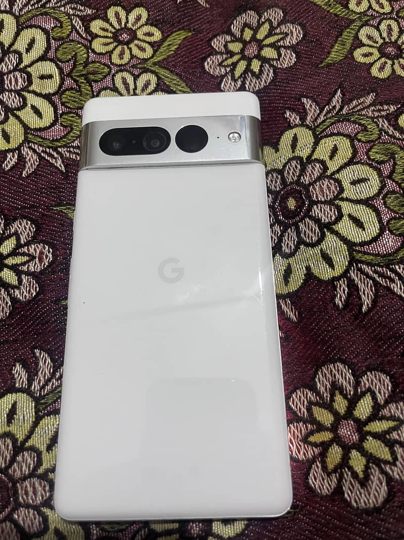 Google Pixel 7 Pro 2