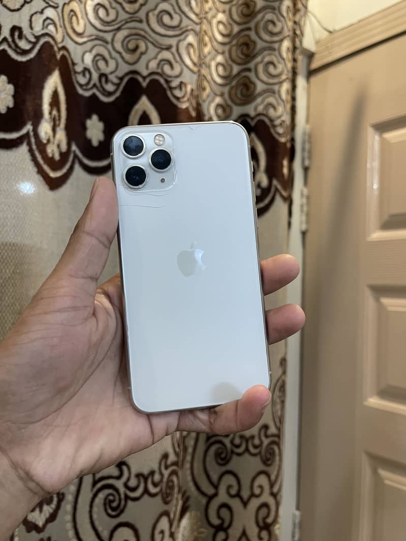 Apple iPhone 11 Pro 0