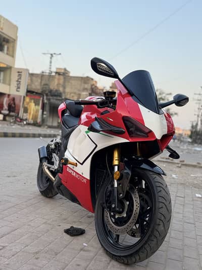 Ducati panigale 400cc