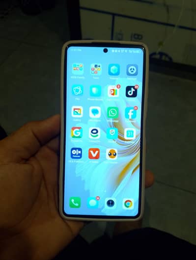 tecno Cammon 20 ha 8+8 256 saaf condition