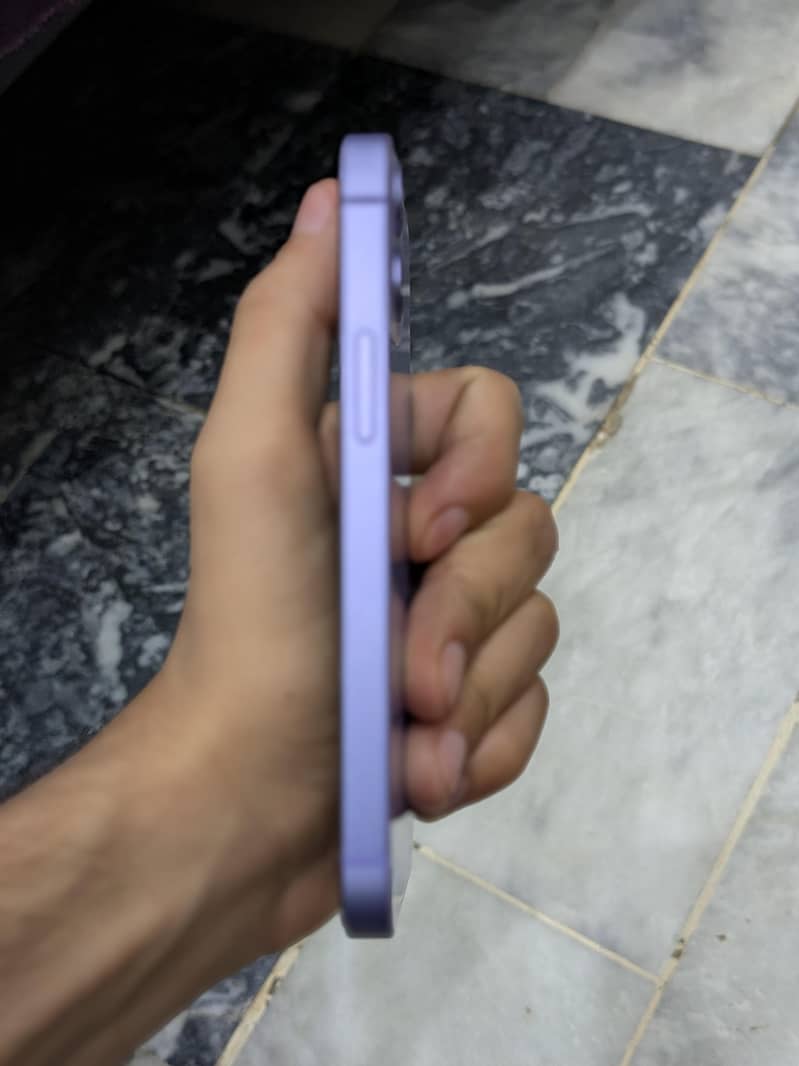 Apple iPhone 12 mini 1