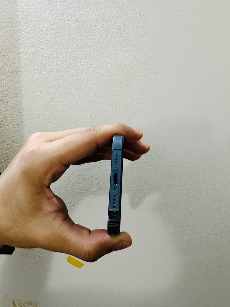 Apple iPhone 12 Pro 3