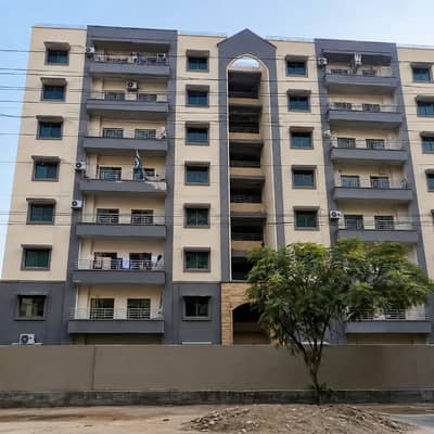 10 Marla Stunning 3-Bed Flat In Prime Location - Perfect For Families