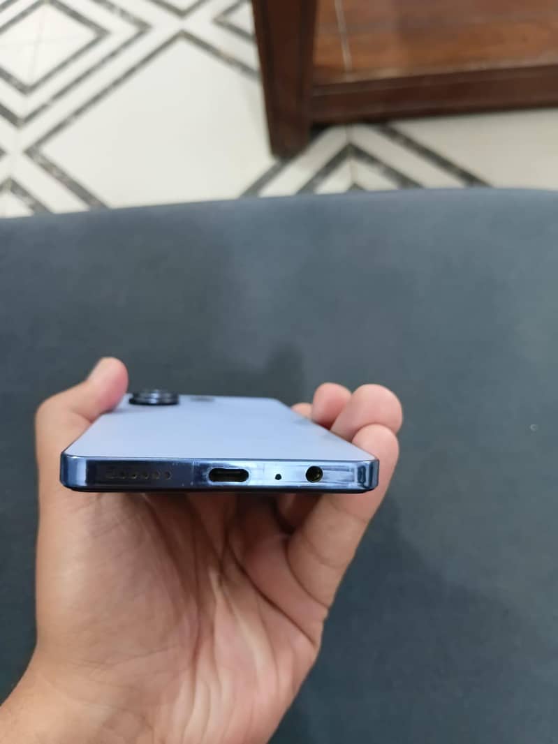 Tecno CAMON 20 Pro 4