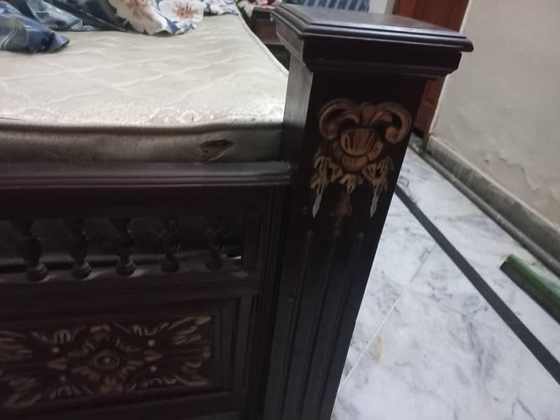 King side chiniote bed 2