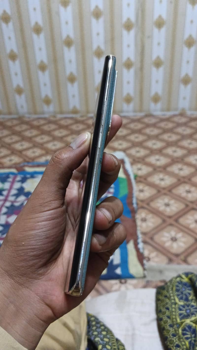 Infinix Zero 30 4