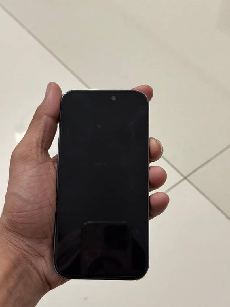 Apple iPhone 14 Pro 3