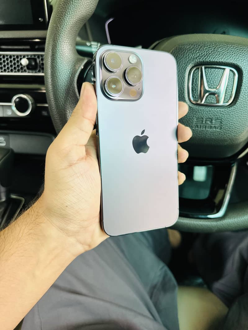 Apple iPhone 14 Pro Max 6