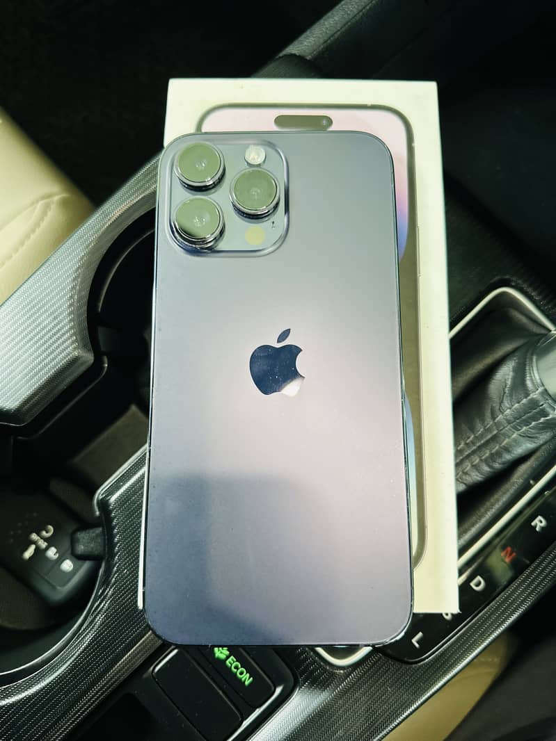 Apple iPhone 14 Pro Max 9