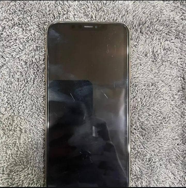 Apple iPhone 11 Pro Max 1