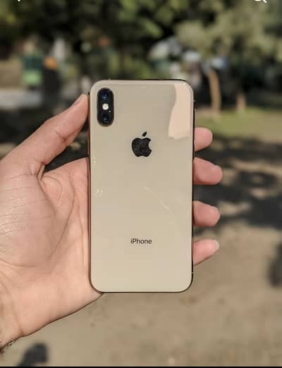 Iphone xs Golden