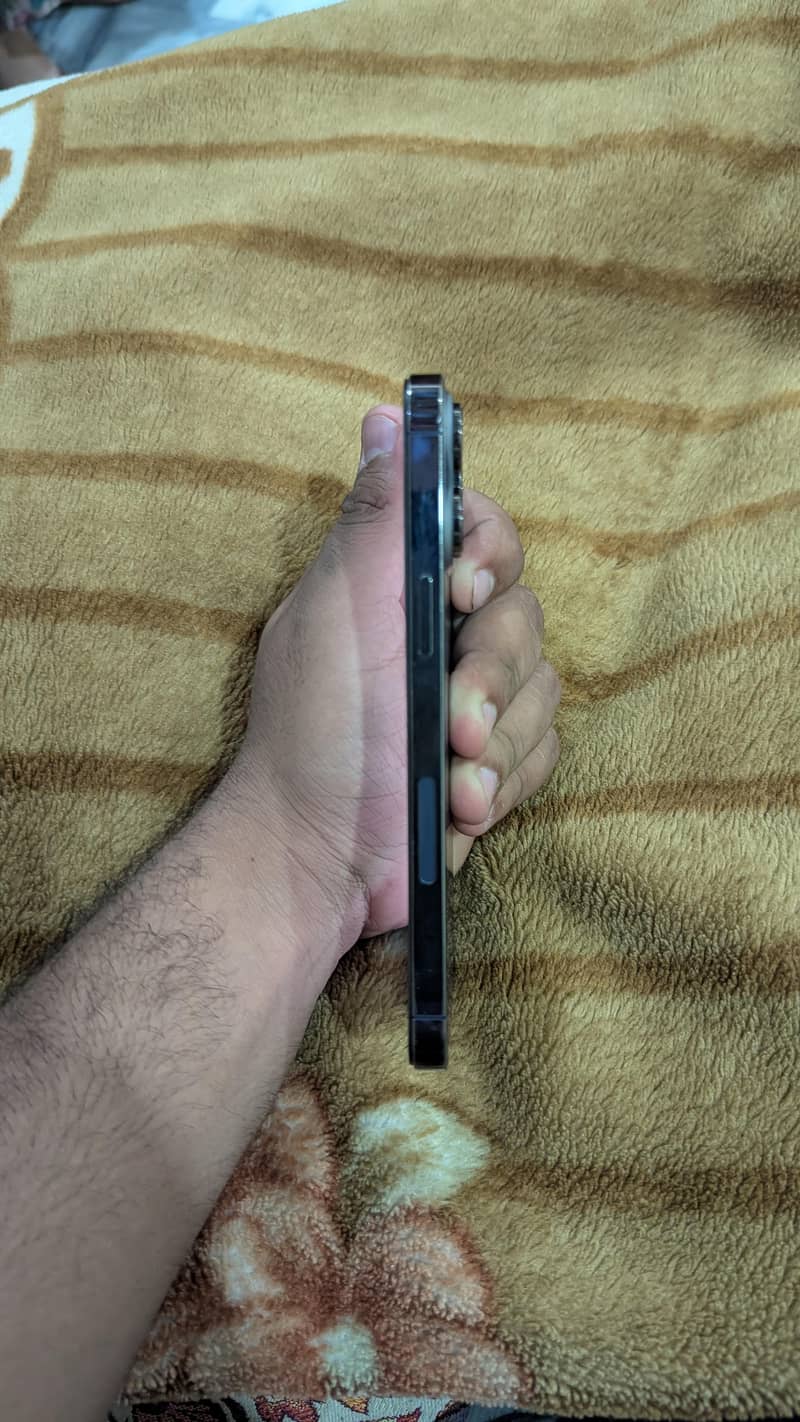 iphone 14 Pro max 1