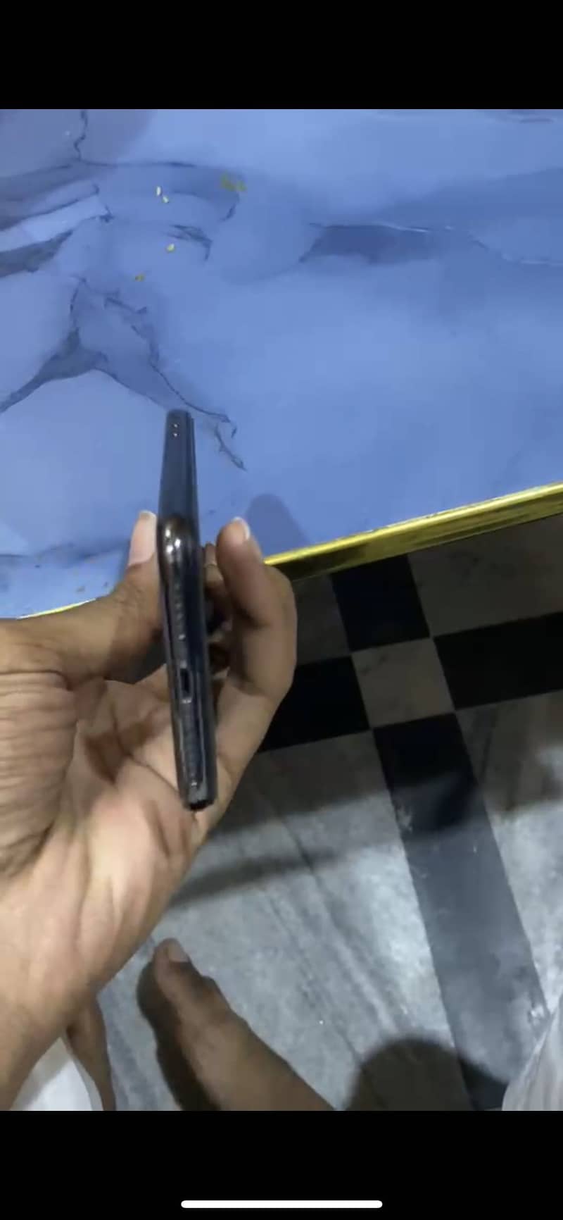 Apple iPhone X 4