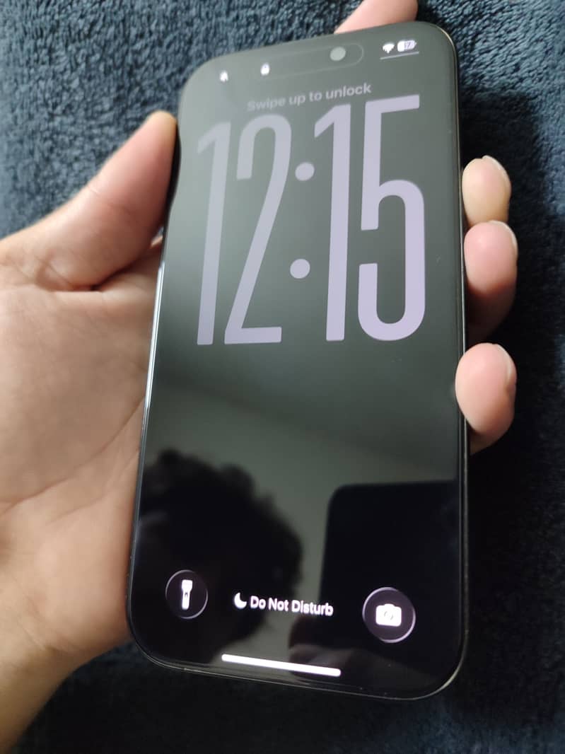 Apple iPhone 16 Pro Jv 3