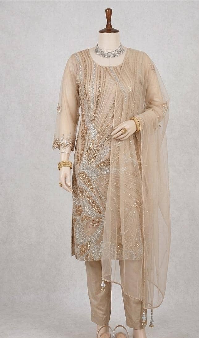 Brand New elegant suit 1