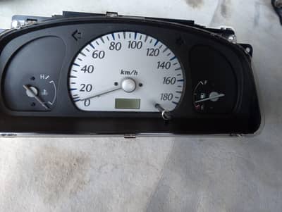 Suzuki Alto 1000 CC ka meter for sale hai.