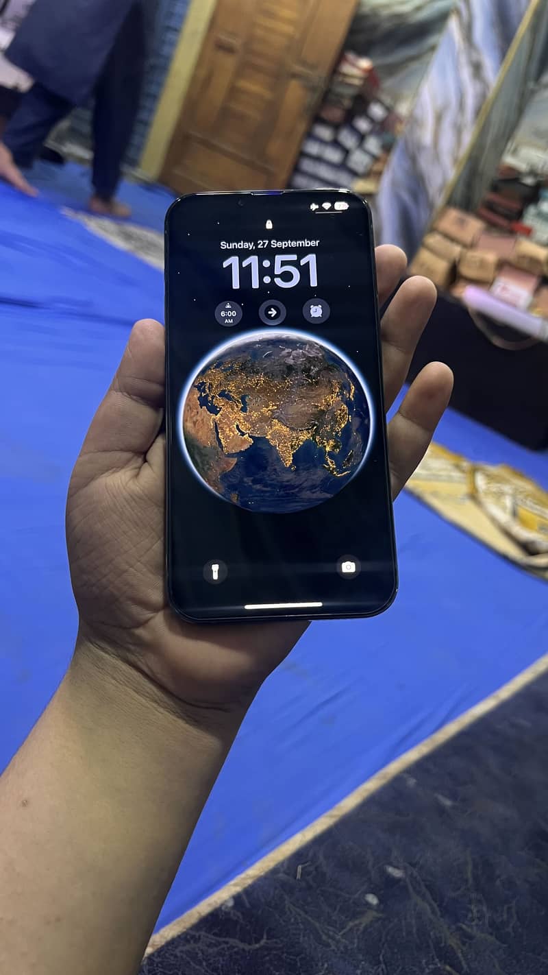 Apple iPhone 13 Pro Max 2