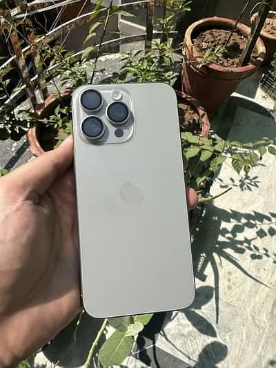 Apple iPhone 15 Pro Max