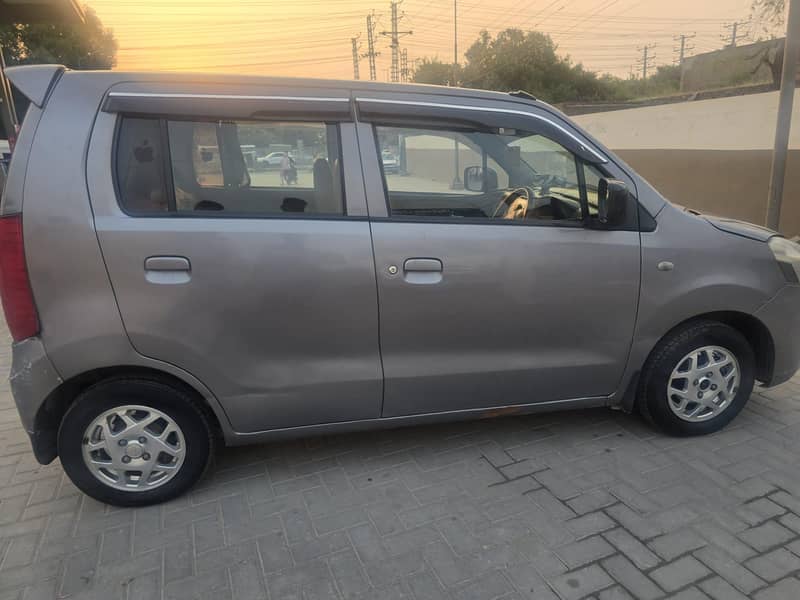 Suzuki Wagon R 2016 9