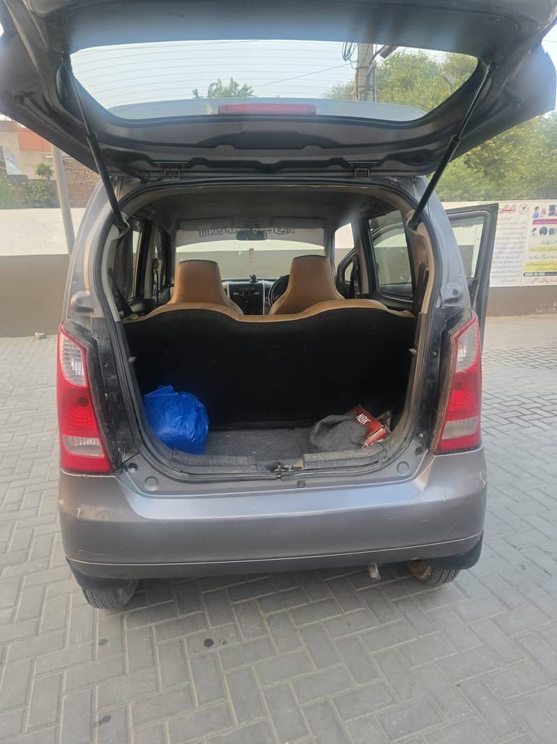 Suzuki Wagon R 2016 13