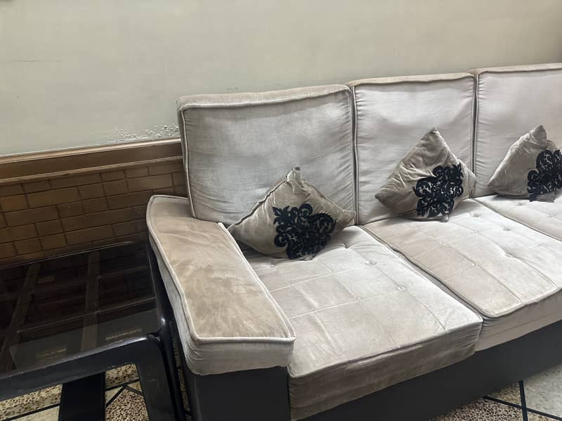 Seven seater Velvet Sofas with center table 4