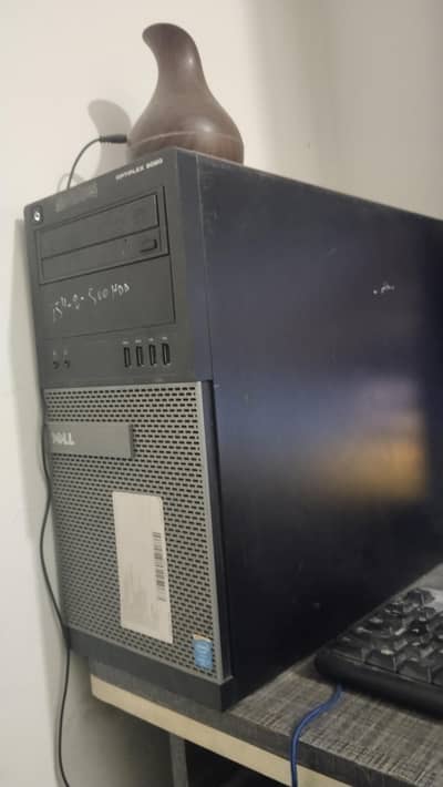 Dell OptiPlex 9020 Tower + Dell 22" LCD FOR SALE
