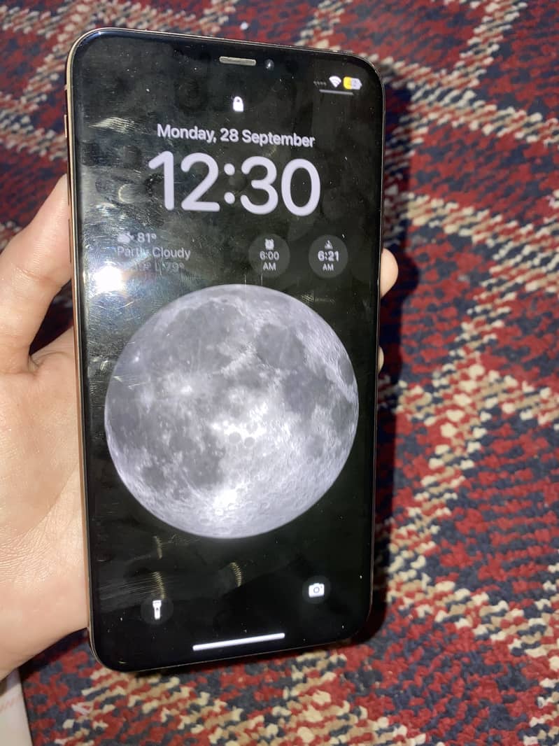 Apple iPhone XS Max 1