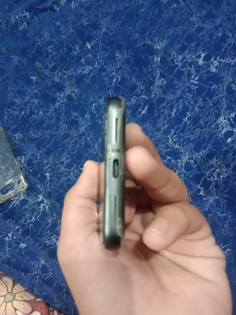Google Pixel 8 0