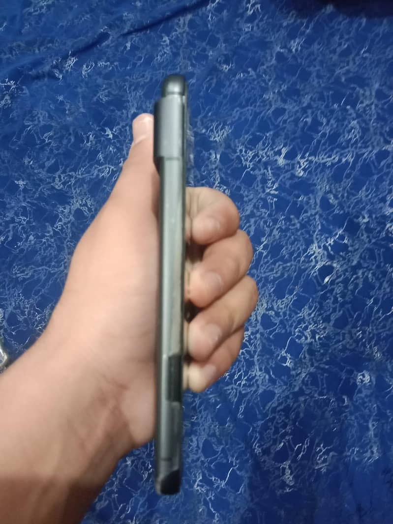 Google Pixel 8 3