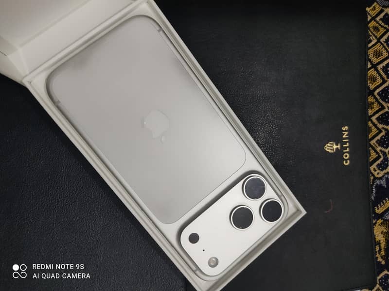 Apple iPhone 17 Pro Max jv 2