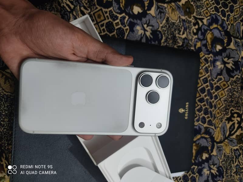 Apple iPhone 17 Pro Max jv 4