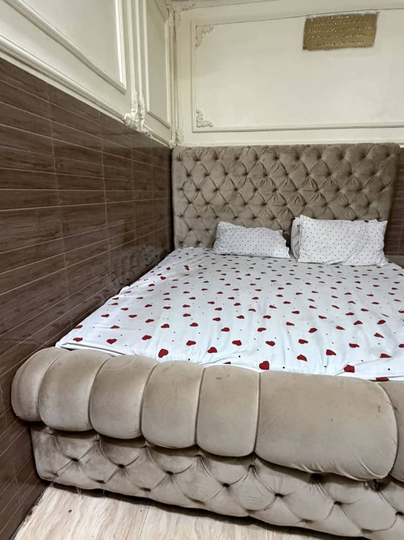 Bed and Side tables 0
