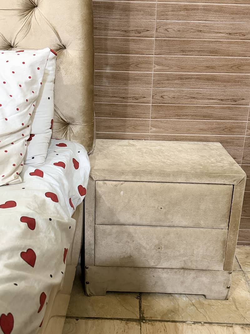 Bed and Side tables 1