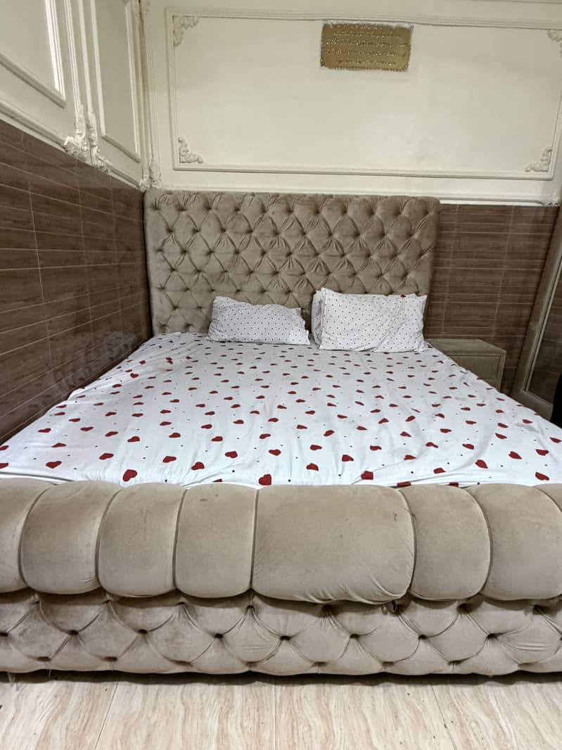 Bed and Side tables 3