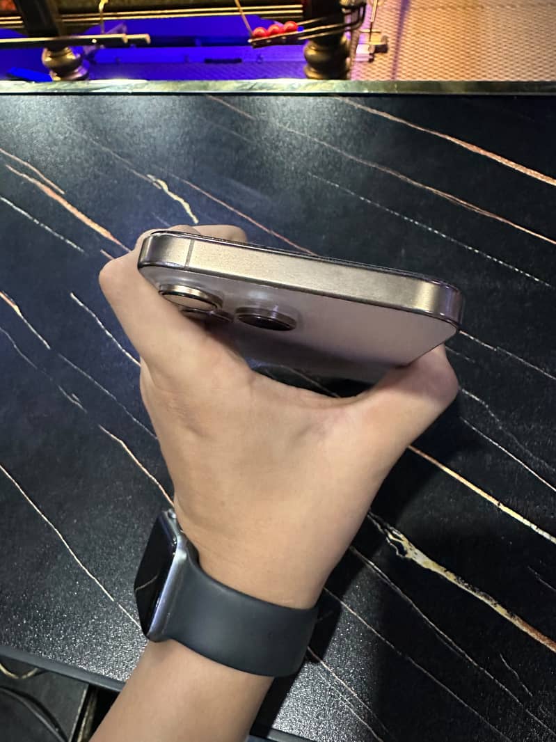 Apple iPhone 16 Pro Max non pta 5